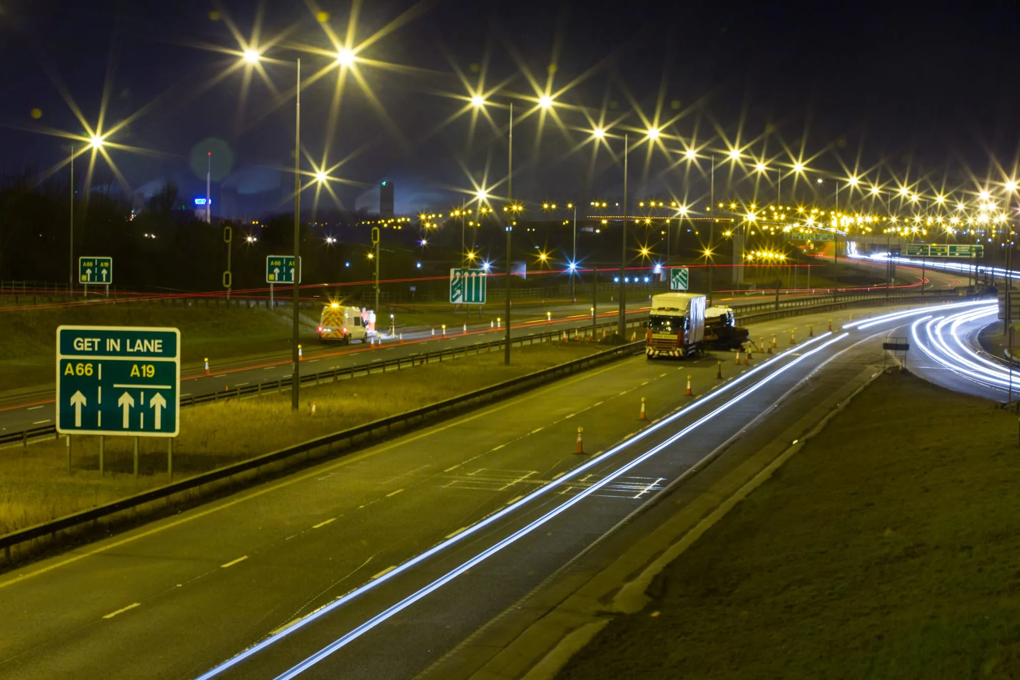 A S.W.Directional Drilling wagon on the carriageway during a motorway duct crossing